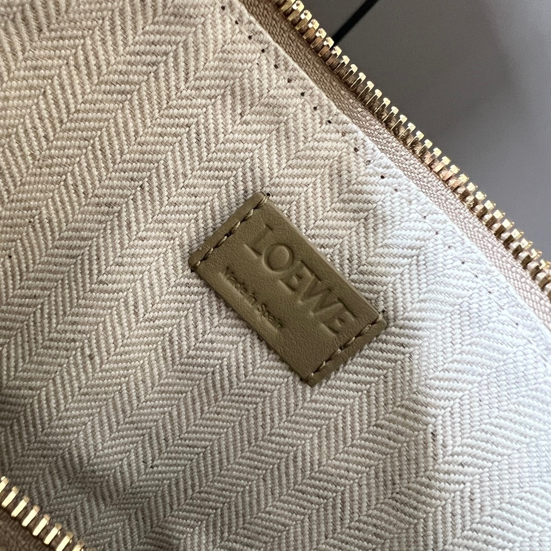 L*oewe Bag 262315 Top Quality