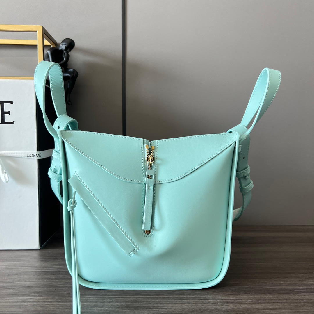 L*oewe Bag 652235 Top Quality