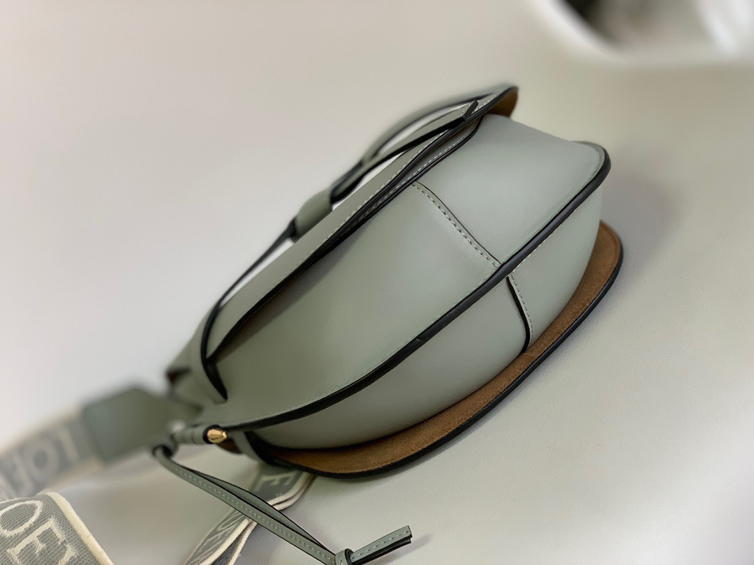 L*oewe Bag 011821 Top Quality