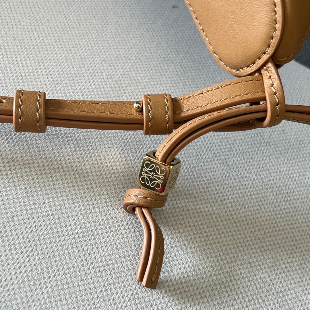 L*oewe Bag 262315 Top Quality