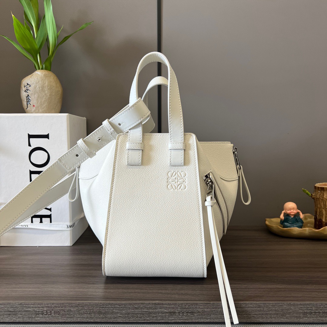 L*oewe Bag 652235 Top Quality