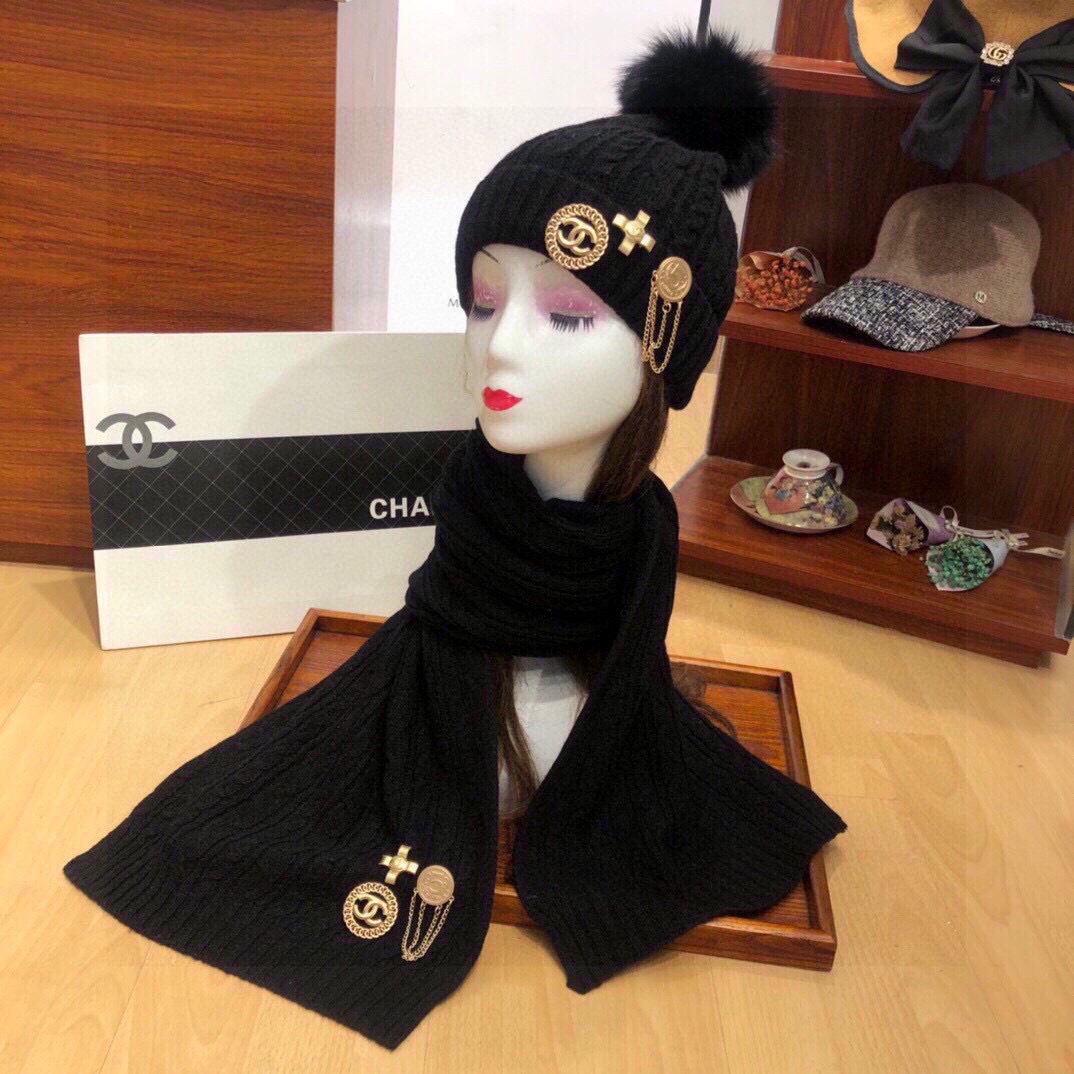 Women Hat+Gloves+The scarf