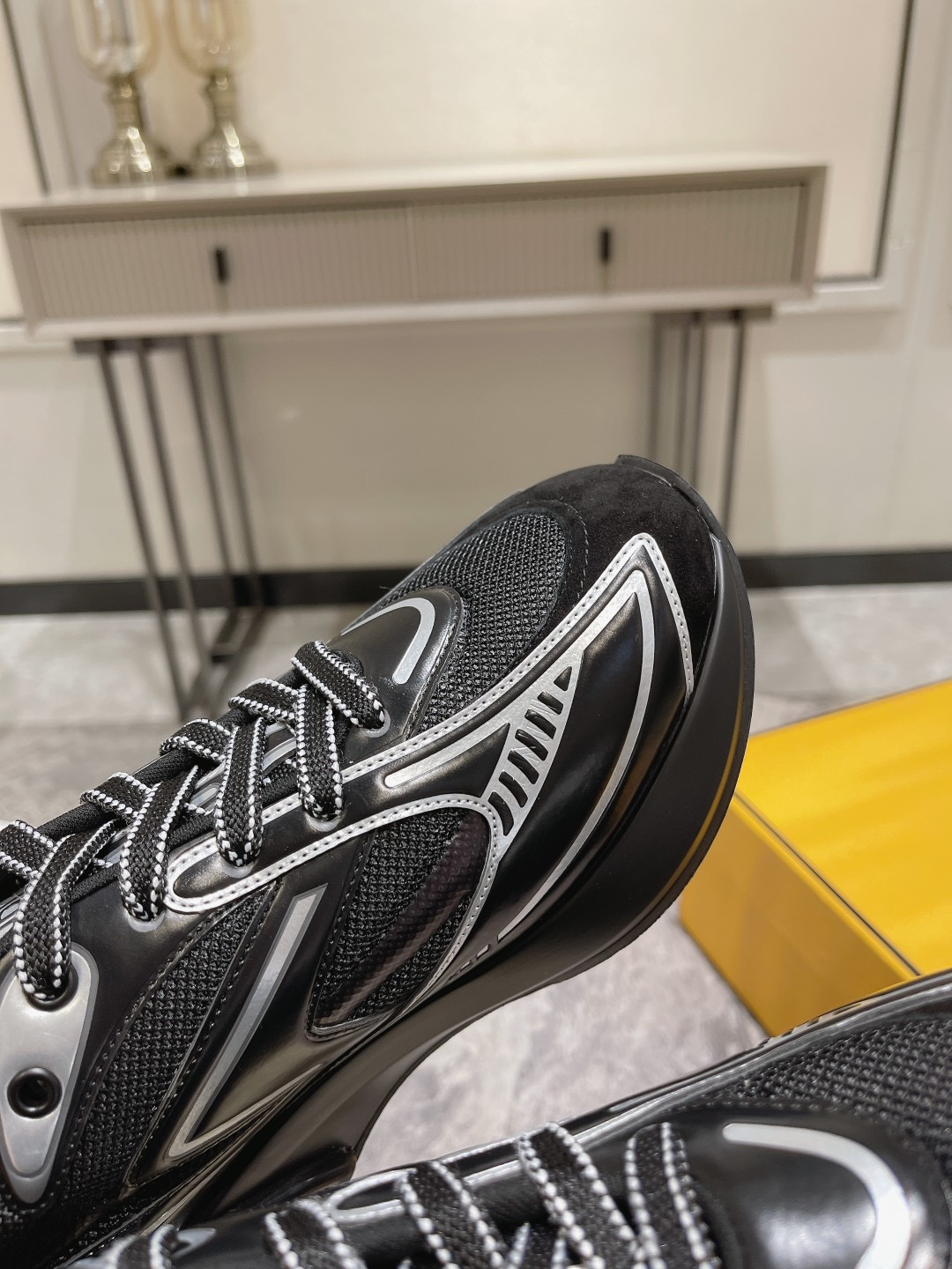 Men Women F*endi Top Sneaker