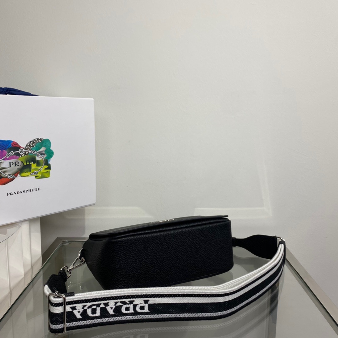 P*rada Bag Top Quality