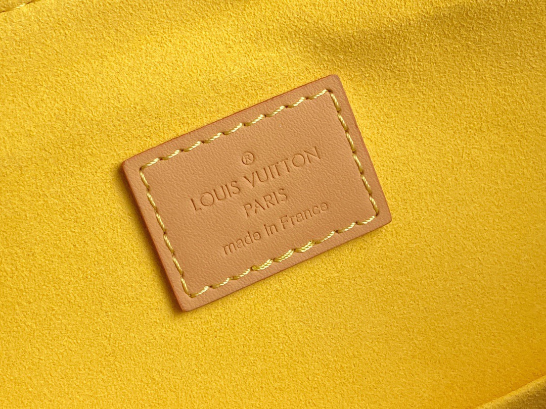 L*ouis V*uitton Top Bag