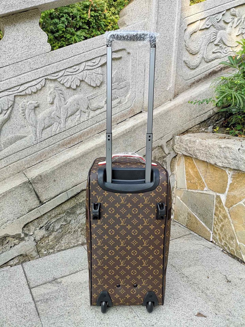 L*ouis V*uitton Luggage