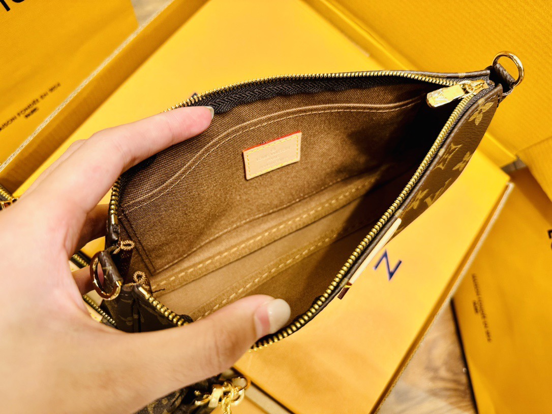 L*ouis V*uitton Top Bag