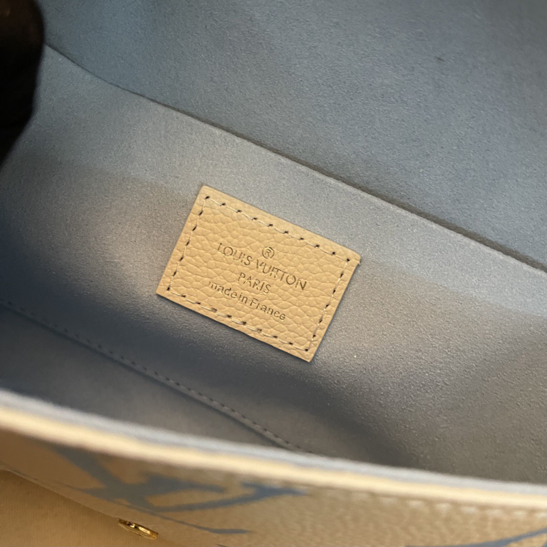 L*ouis V*uitton Top Bag