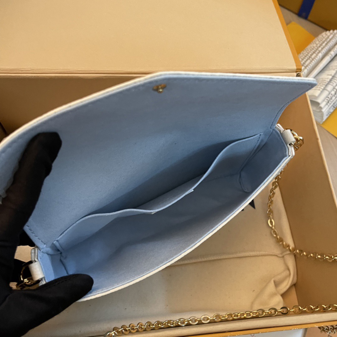 L*ouis V*uitton Top Bag