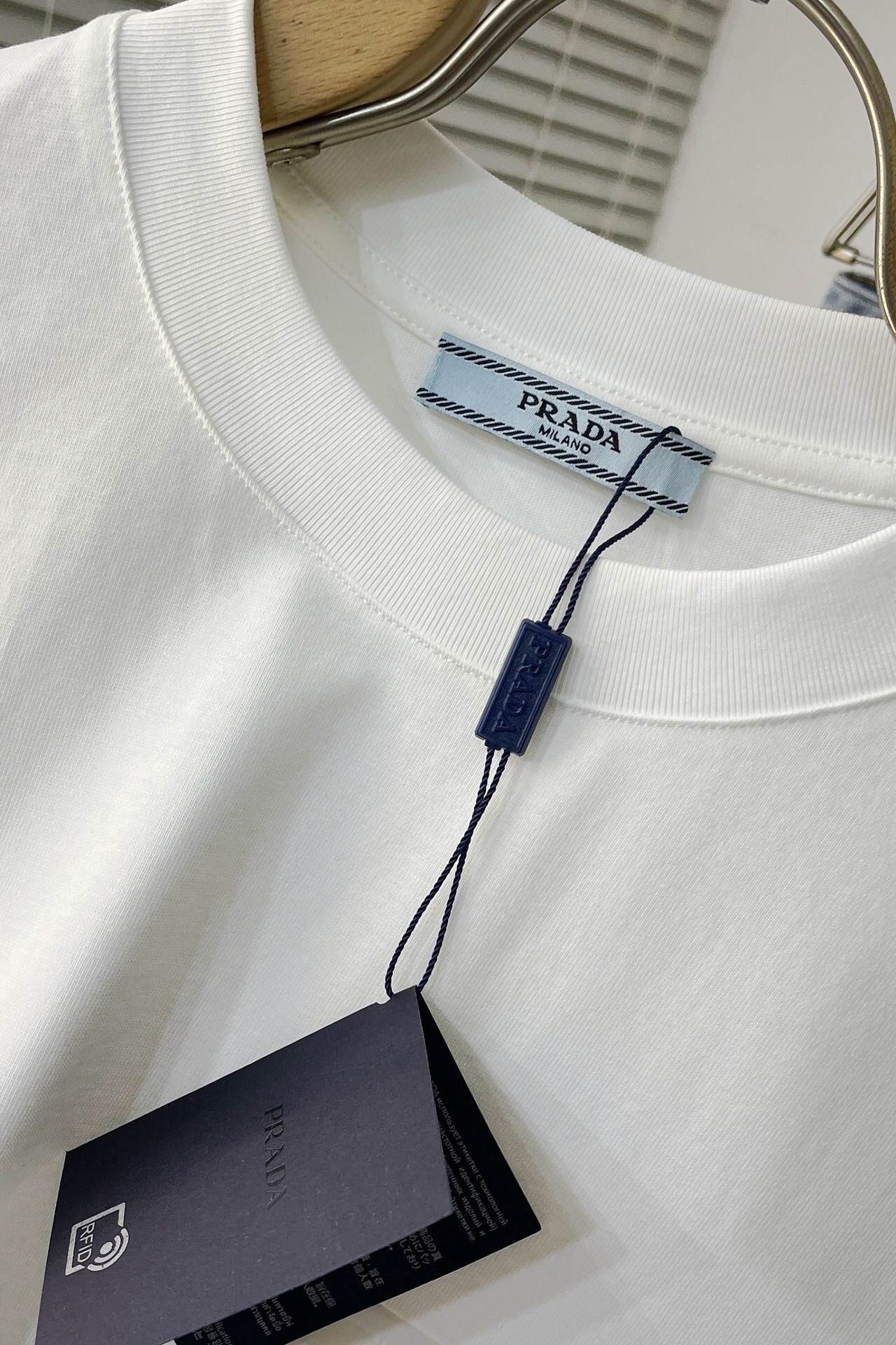 Men T-shirt Top Quality