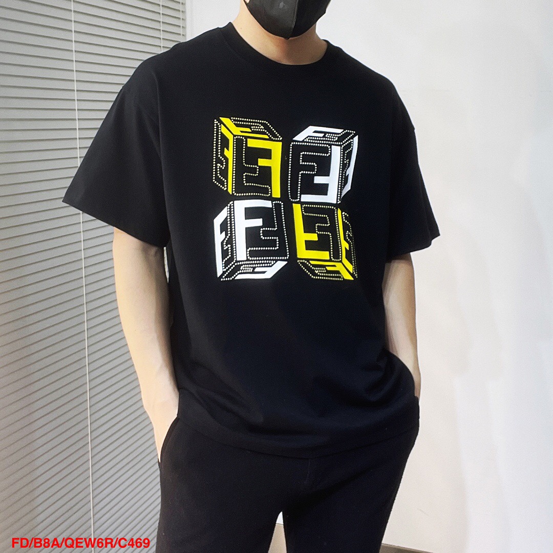 Men T-shirt Top Quality