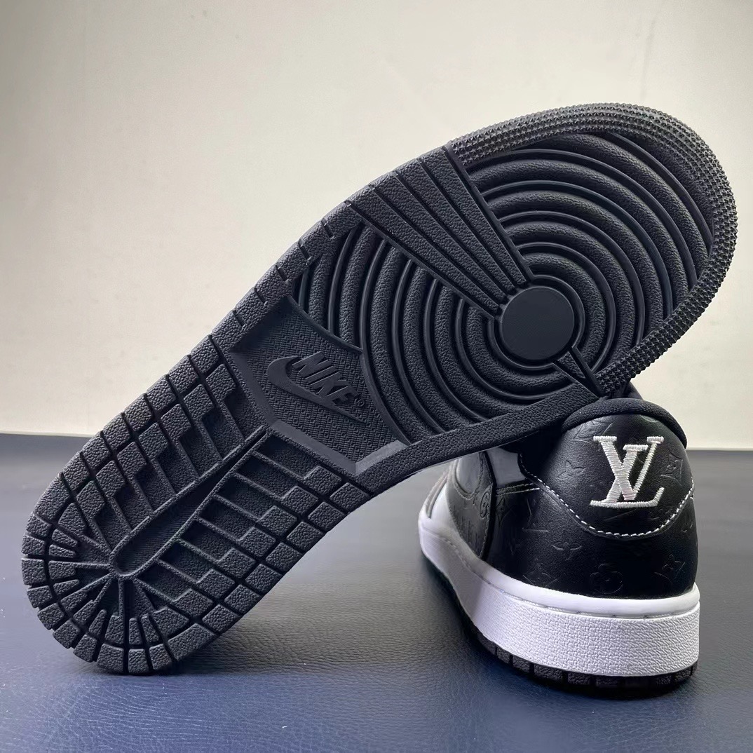 Men Women L*ouis V*uitton x NIKE Sneakers Maikesneakers