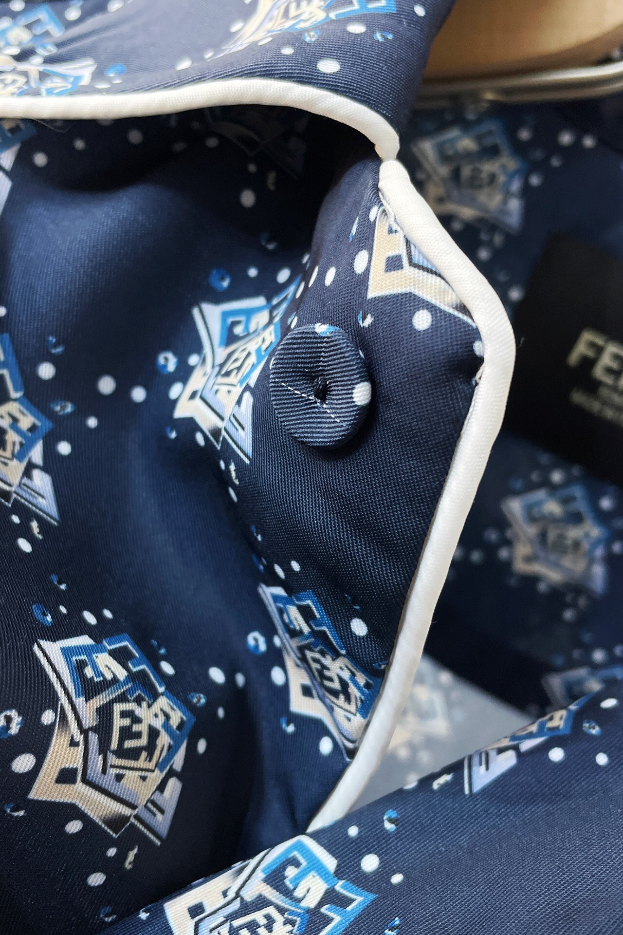 Men suits Top Quality