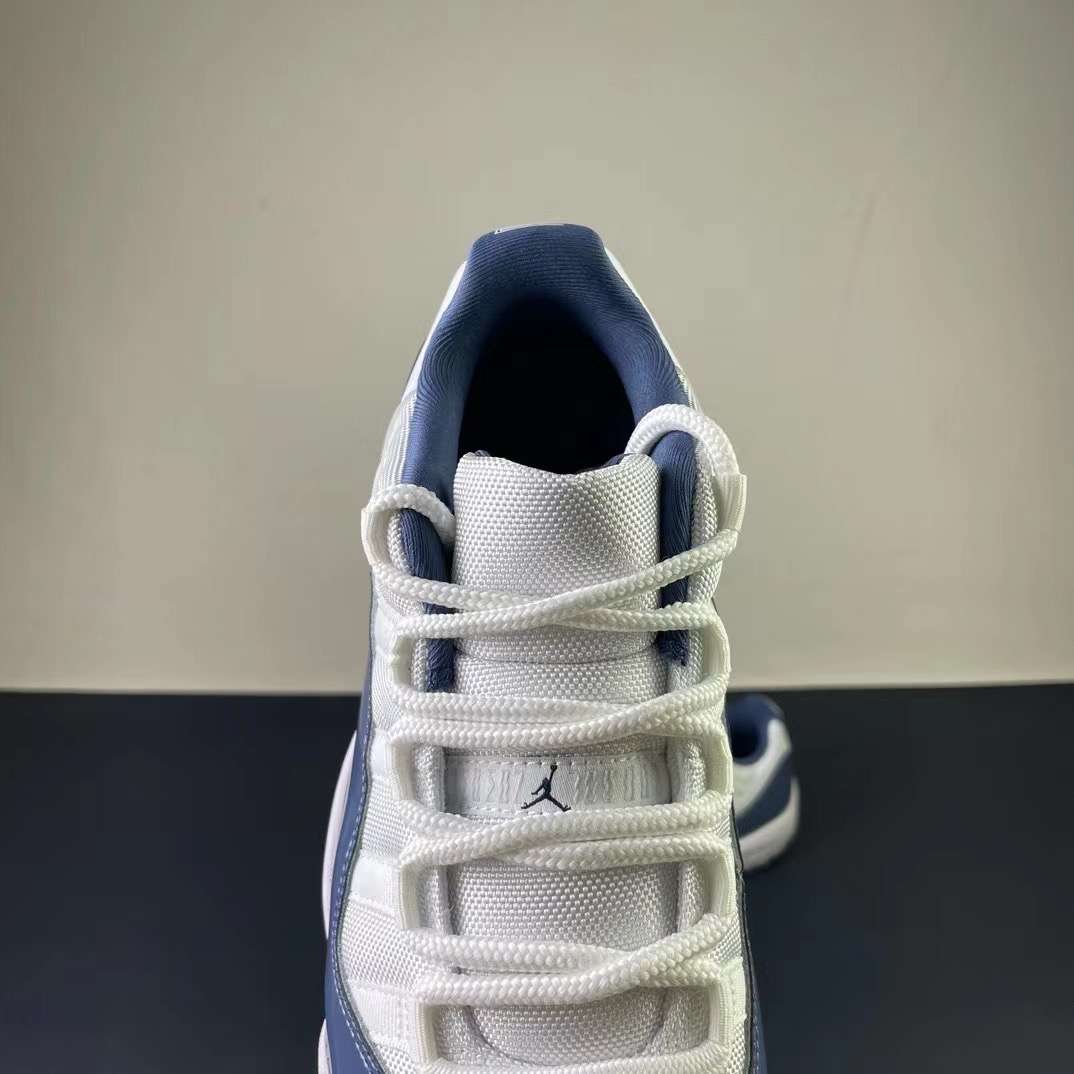 NIKE Air Jordan 11（）