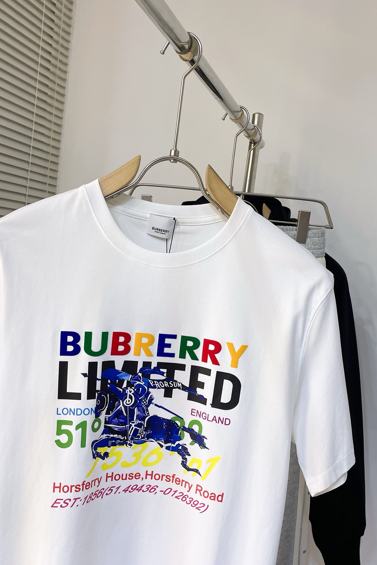 Men Women T-shirt Top Quality