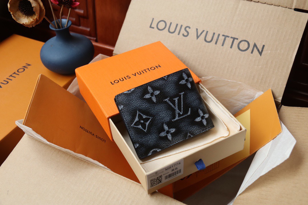 L*ouis V*uitton Top Bag