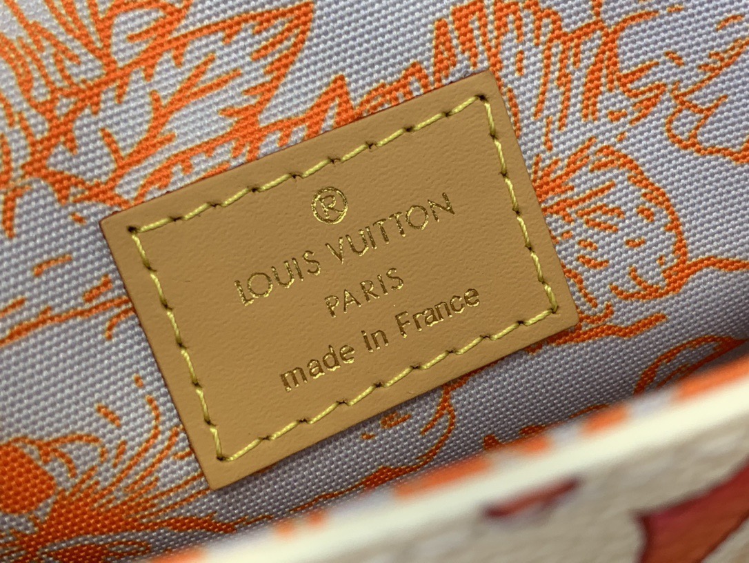 L*ouis V*uitton Top Bag