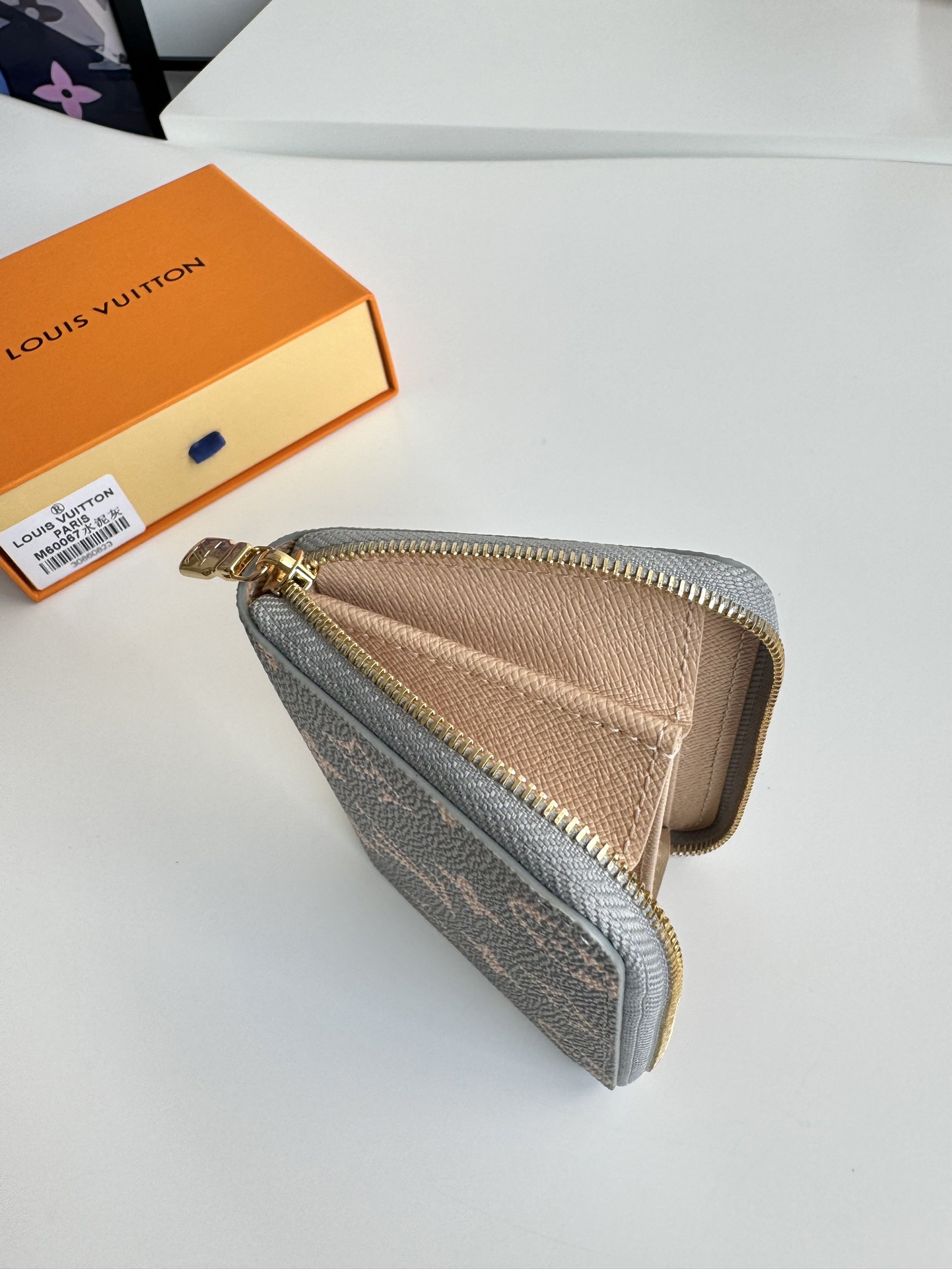 L*ouis V*uitton Top Bag