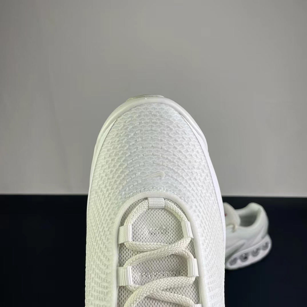 Nike Air Max Dn+LW )