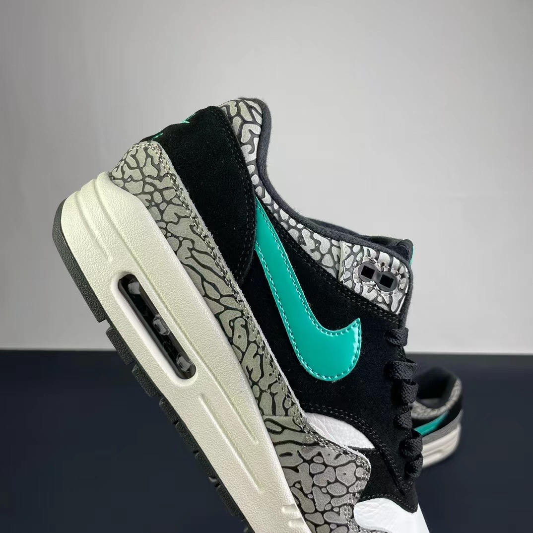 Nike Air Max+O WF )