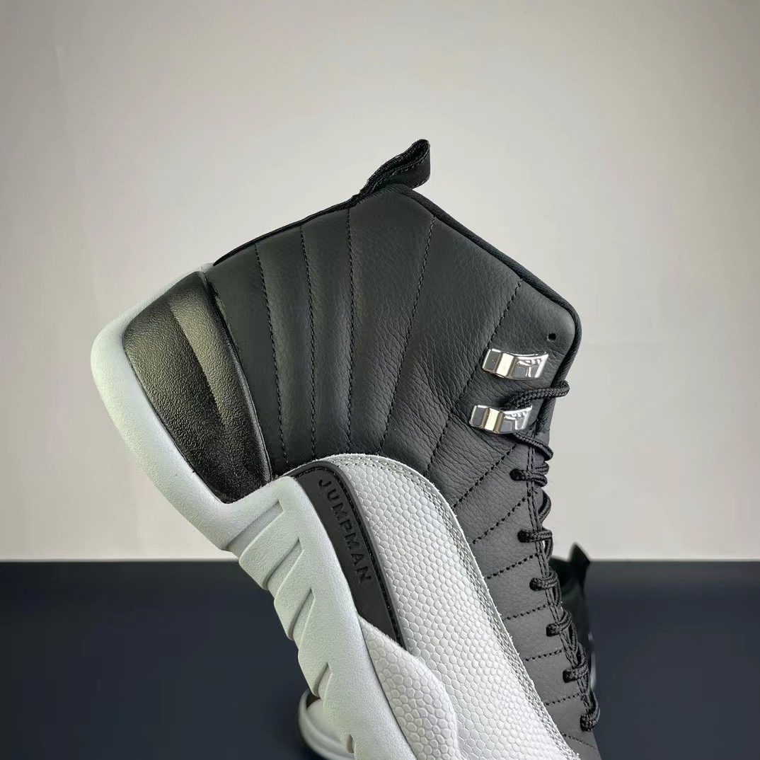 Air Jordan 12