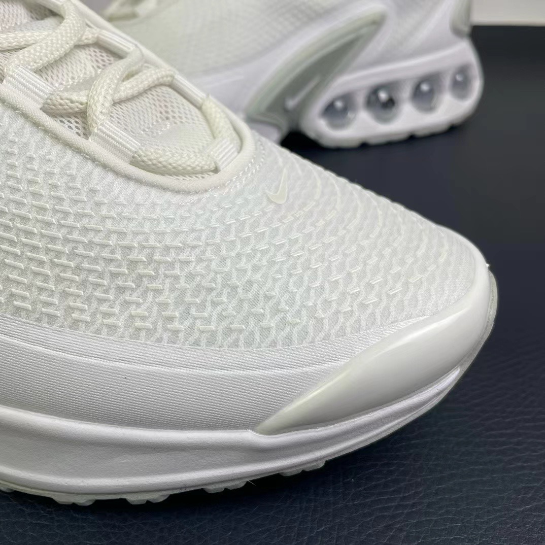 Nike Air Max Dn+LW )