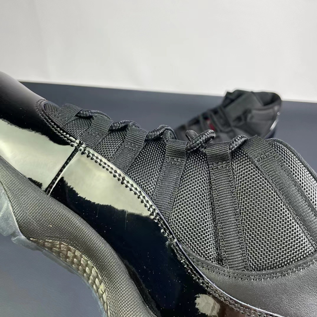 NIKE Air Jordan 11()