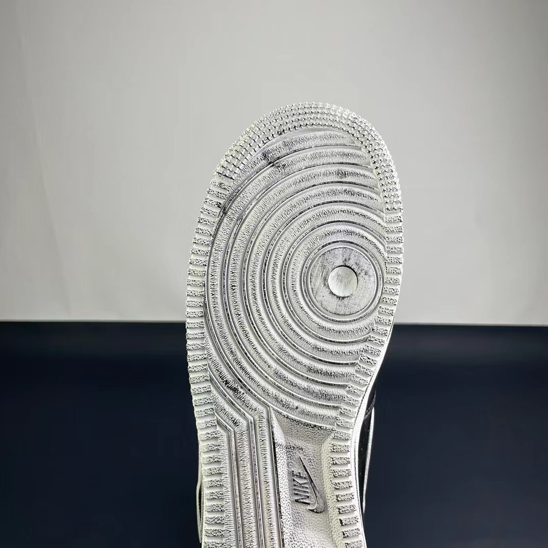 from Nike Air Force 1 07