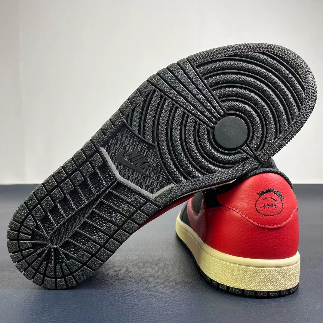 Air Jordan 1 Low AJ1