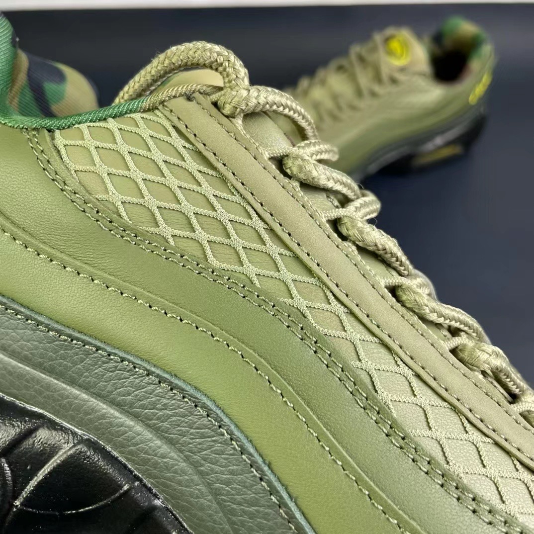 Nike Air Max95+Corteiz )