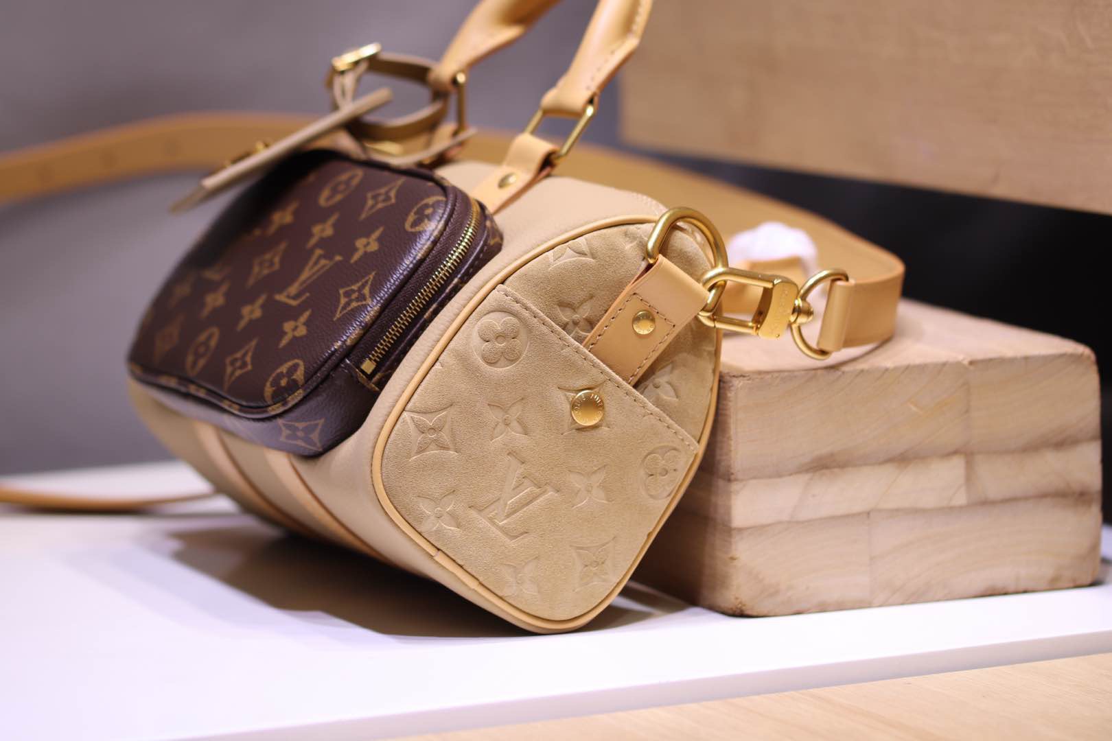 L*ouis V*uitton Top Bag