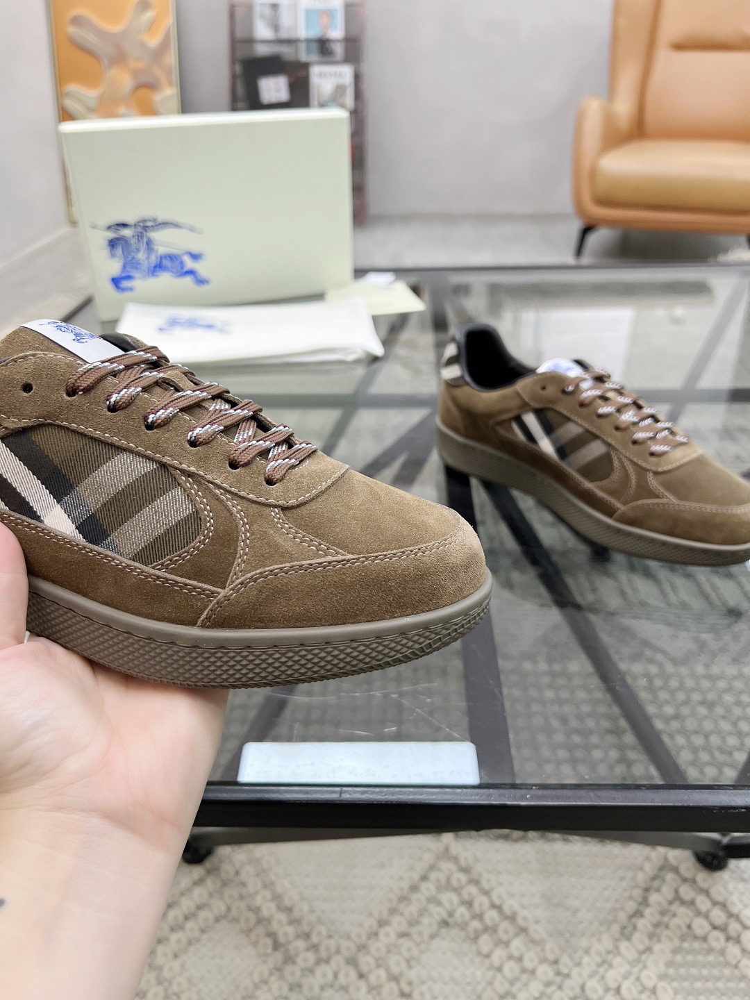 Men B*rberry Sneaker ()