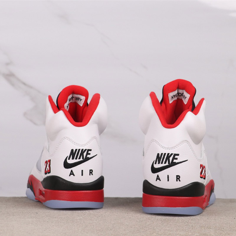 Air Jordan 5