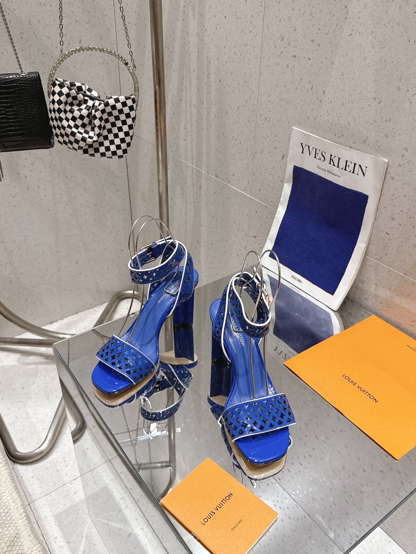 Women L*ouis V*uitton Top Sandals