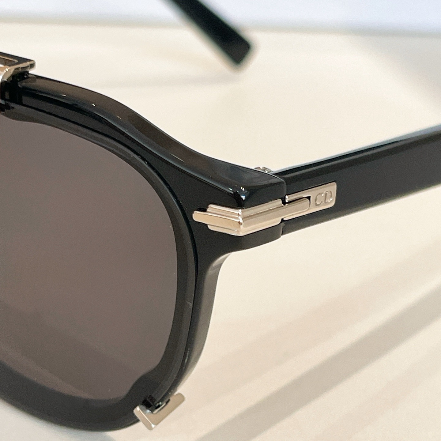 Top Quality L*ouis V*uitton Glasses