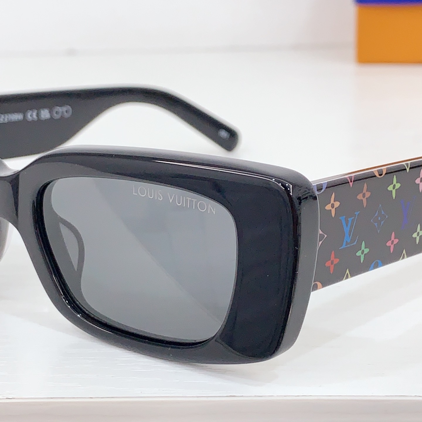 Top Quality L*ouis V*uitton Glasses