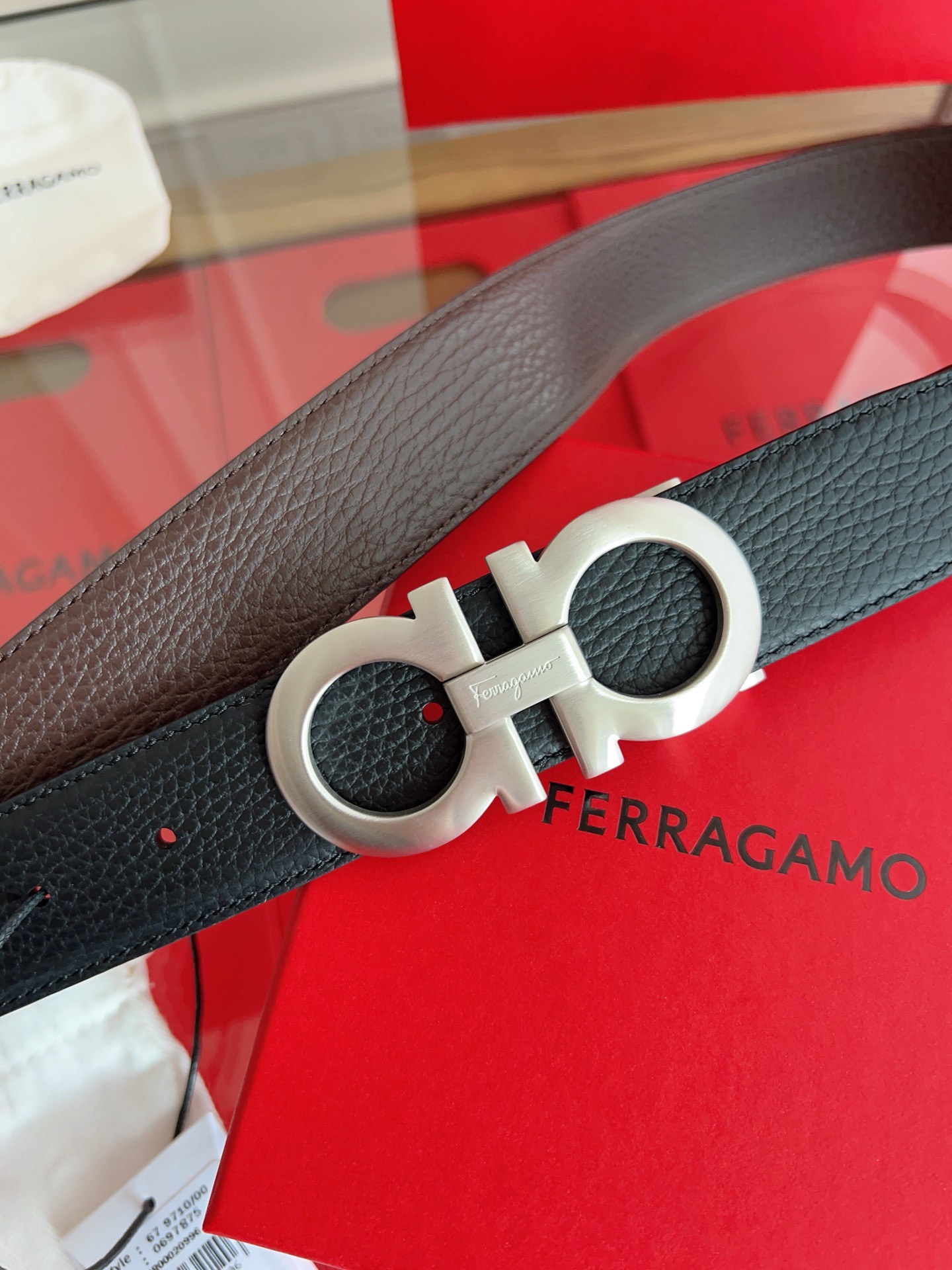 F*erragamo Top Version