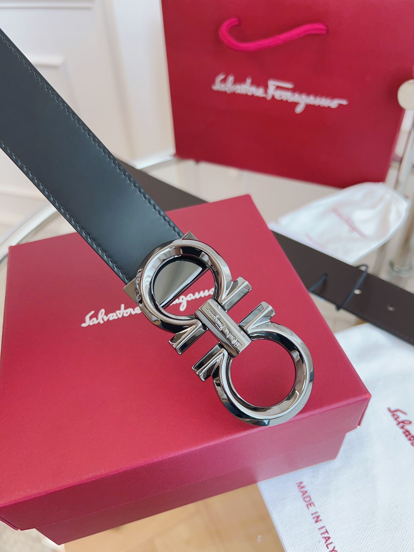 F*erragamo Top Version