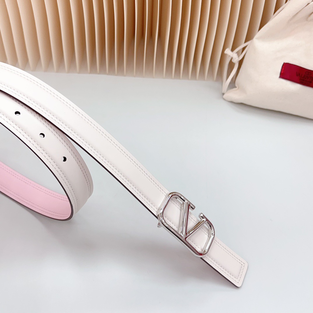 V*alentino Belts Top Quality