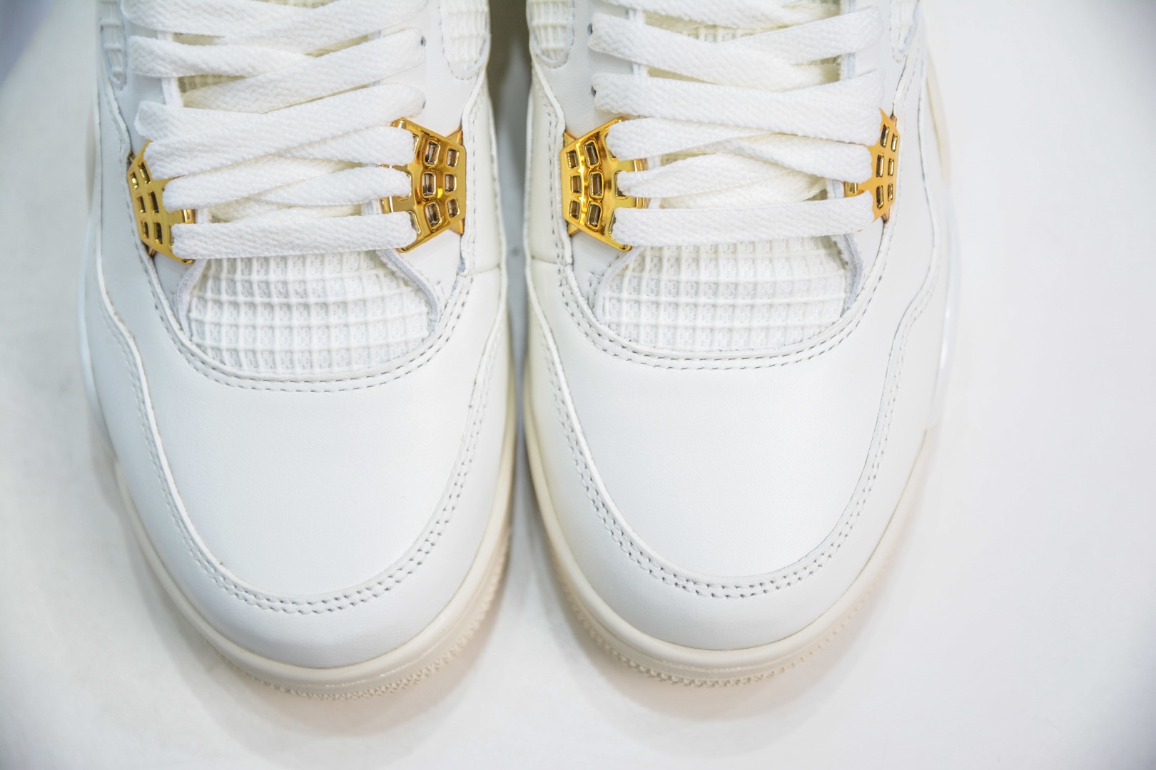 Air Jordan 4 AJ4 sneaker