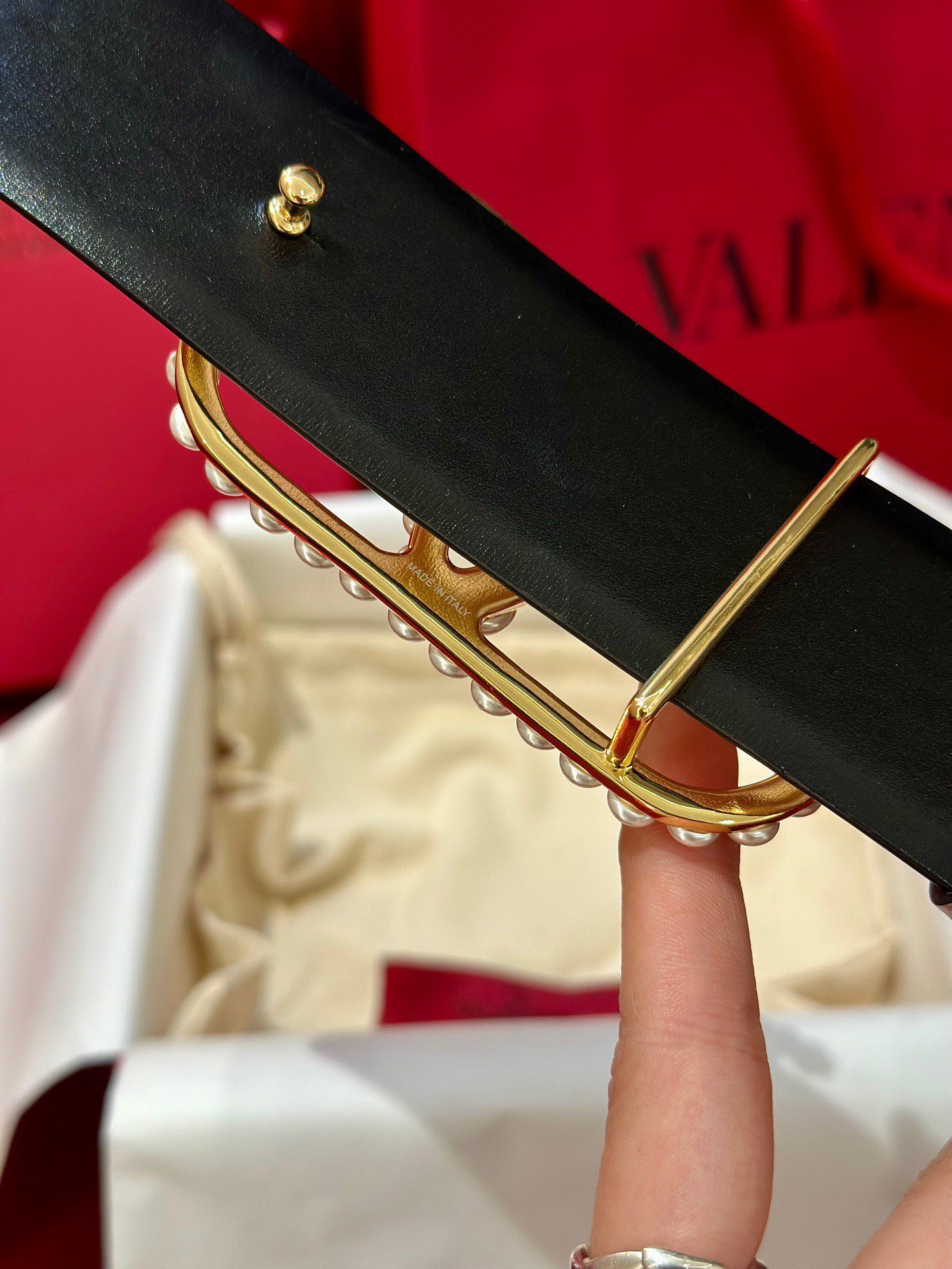 V*alentino Belts Top Quality