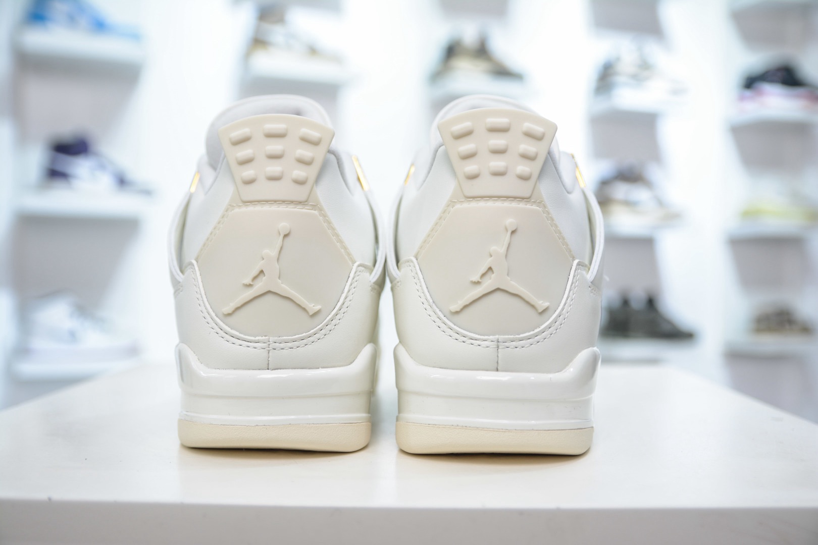 Air Jordan 4 AJ4 sneaker