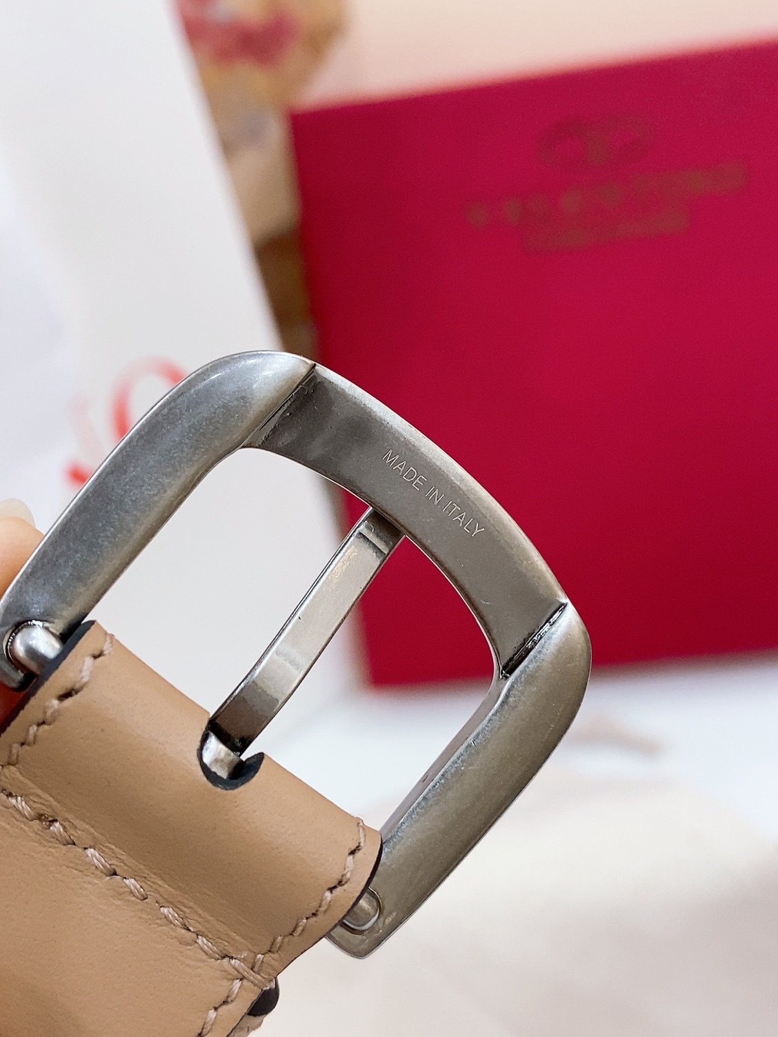 V*alentino Belts Top Quality