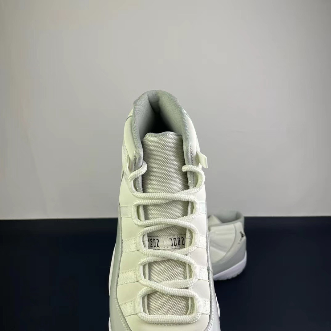 NIKE Air Jordan 11()