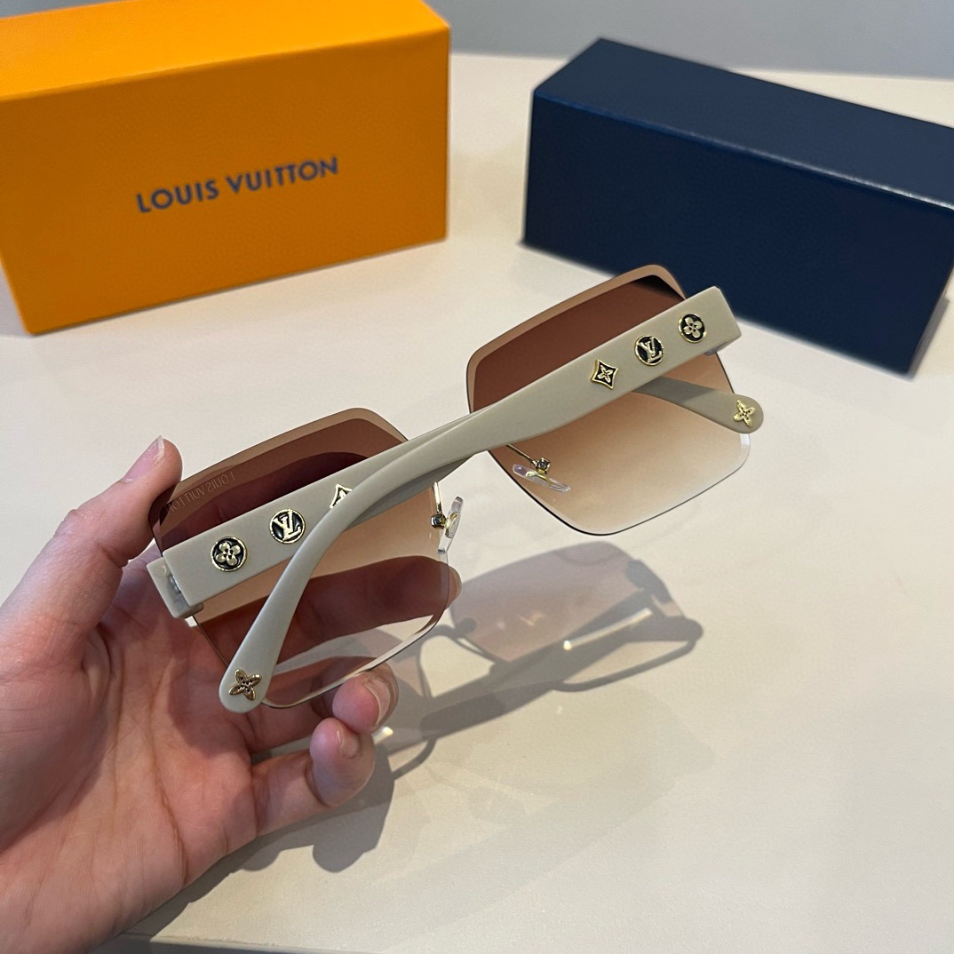 L*ouis V*uitton Glasses