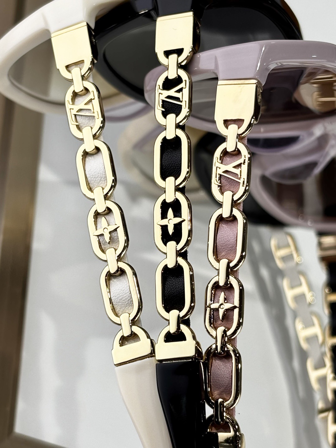 L*ouis V*uitton Glasses