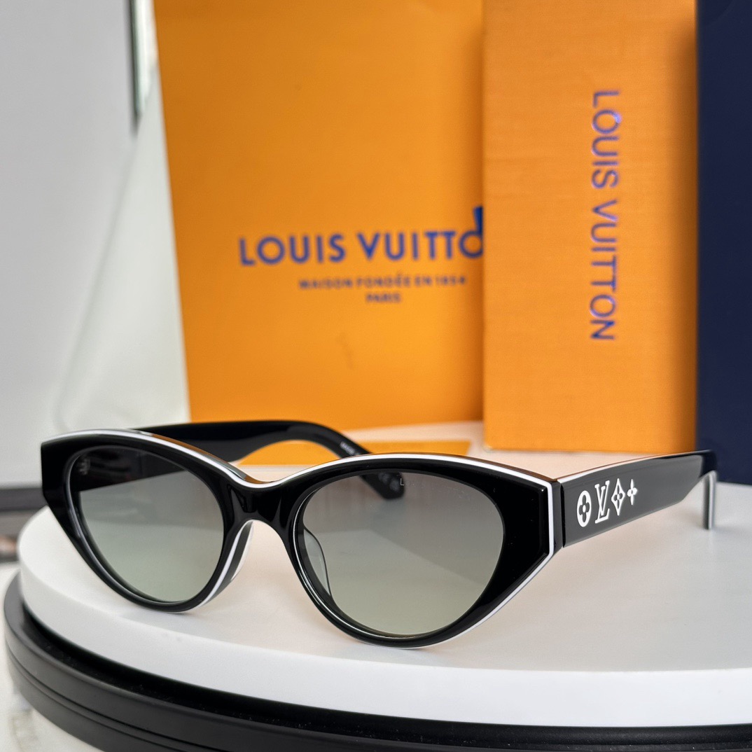 L*ouis V*uitton Glasses