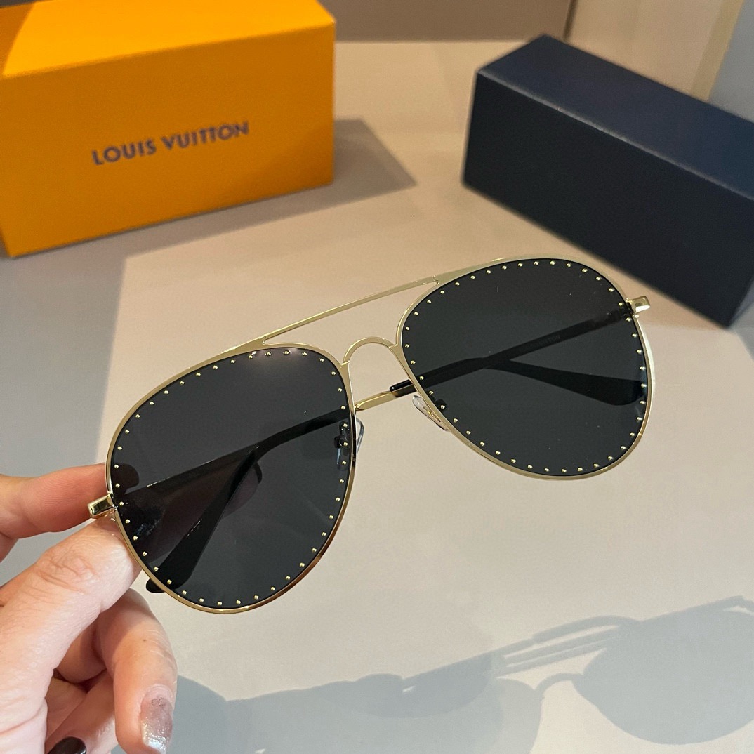 L*ouis V*uitton Glasses