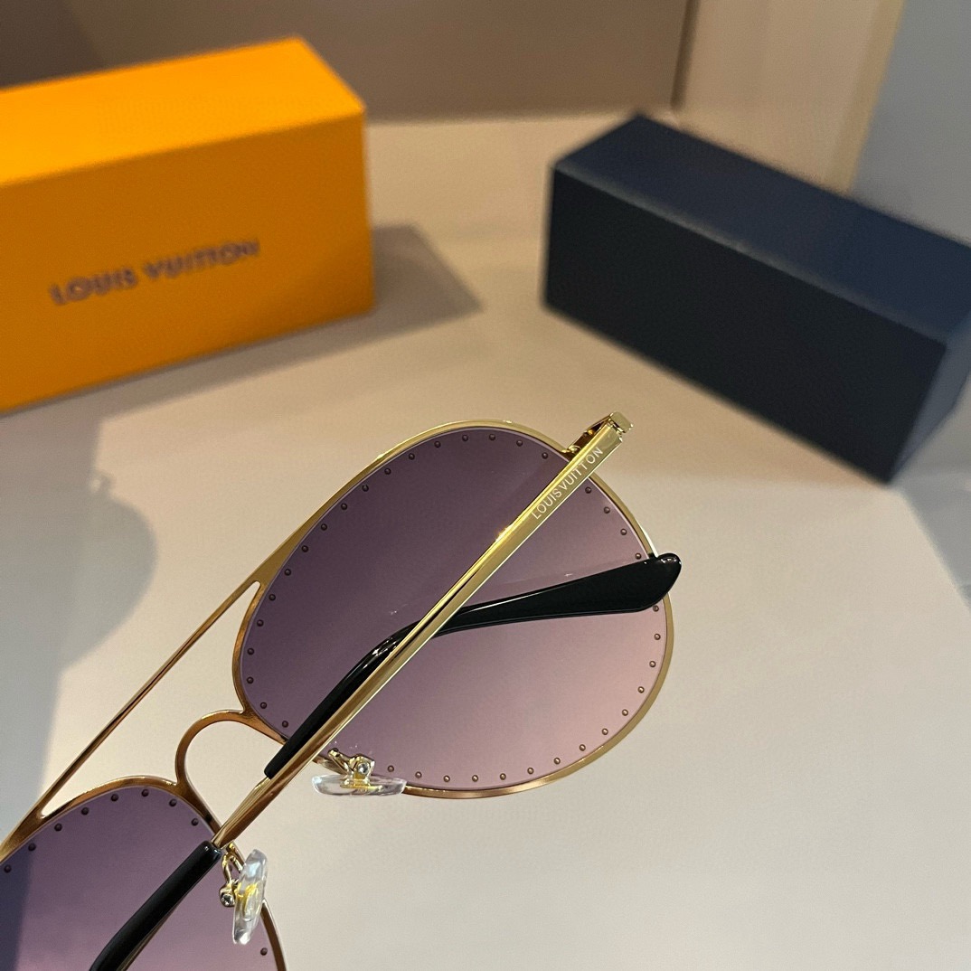 L*ouis V*uitton Glasses