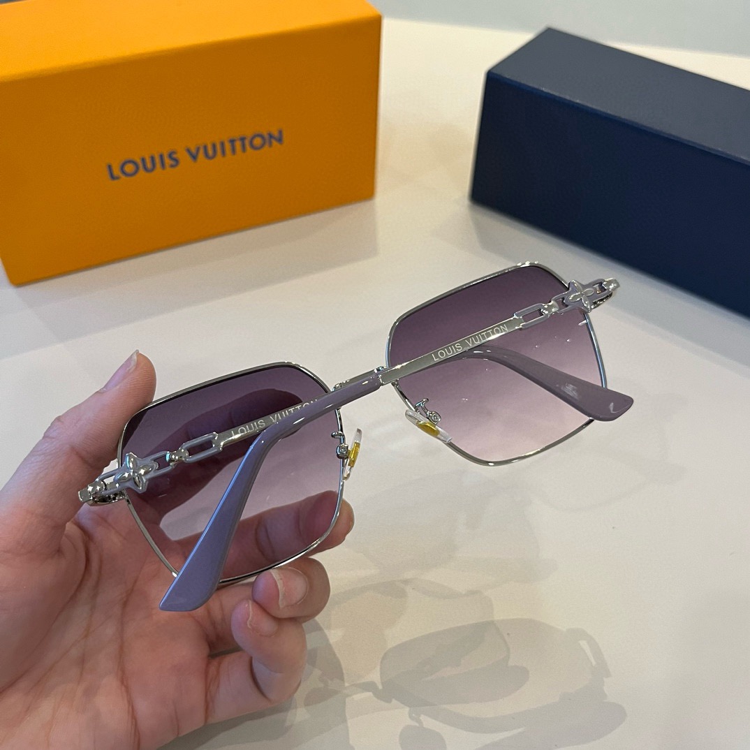 L*ouis V*uitton Glasses
